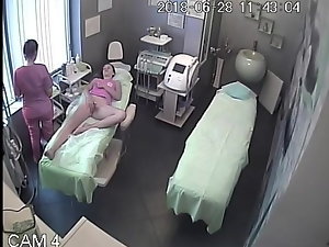 Ukryte kamery - rosyjski Salon depilacji 01