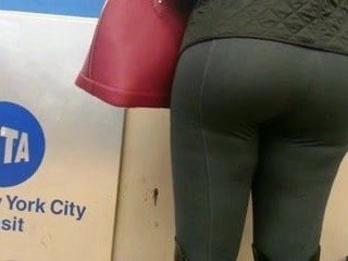 کھل جمیکا MILF مال باہر سے bubbled